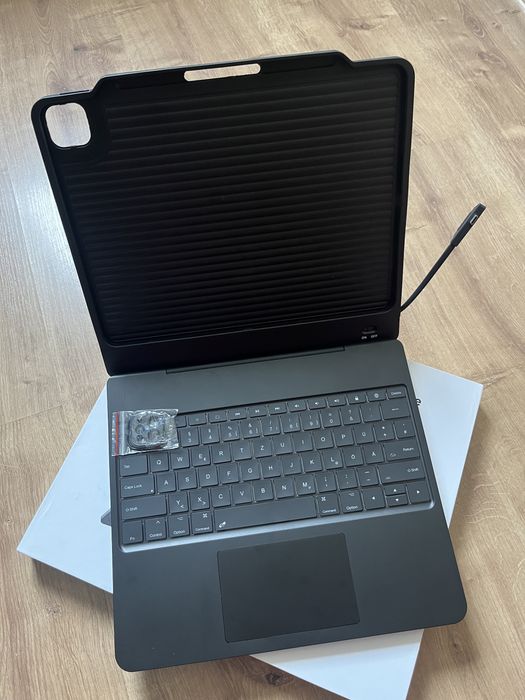 Док-станція (чохол-коавіатура) для iPad Pro 12.9 - CHESONA ArmorDock