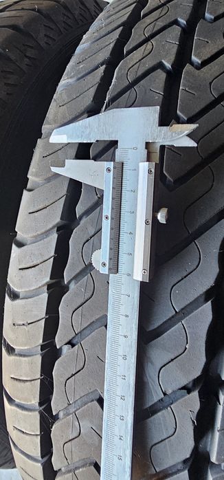 Opony Dunlop 215/60R 17C letnie