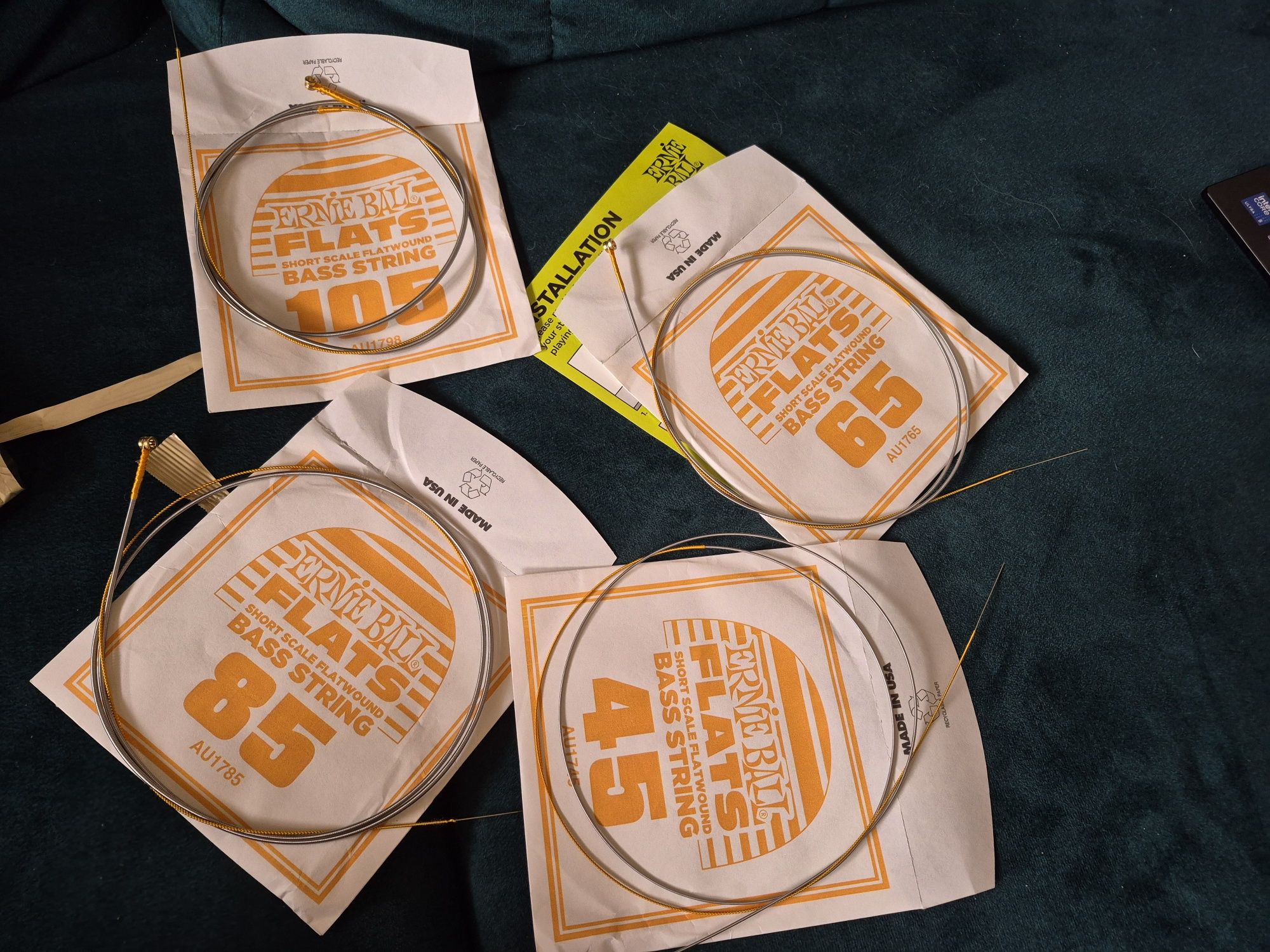 Struny Basowe Ernie Ball Short Scale Flats Group 2 45-105  do basu