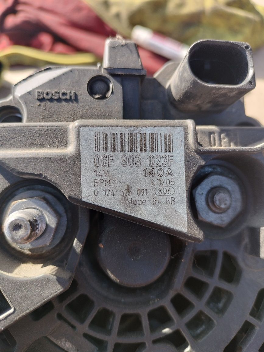 Генератор 06F903023F Bosch 140A Skoda A5, Passat B6 Golf 1.9 / 2.0 TDI