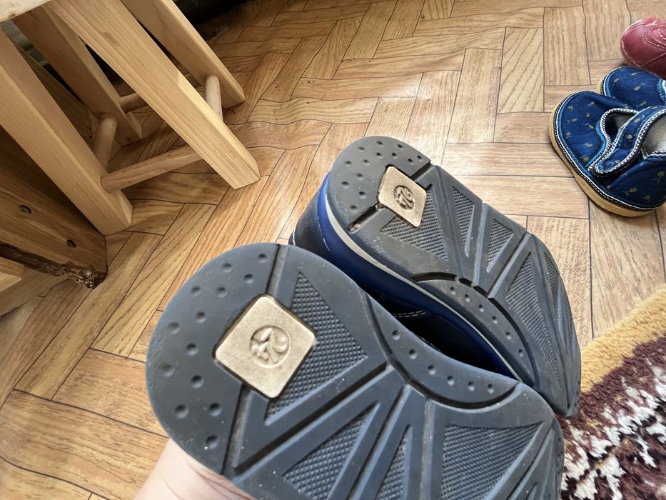 Взуття в садочок 25 розмір