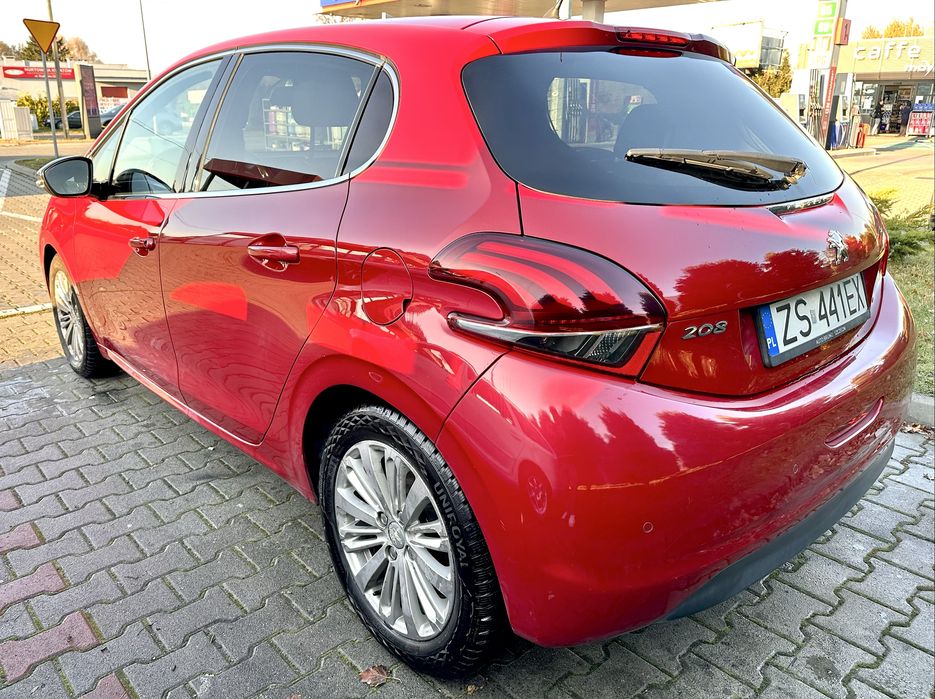 Peugeot 208 Allure, bogate wyposażenie !