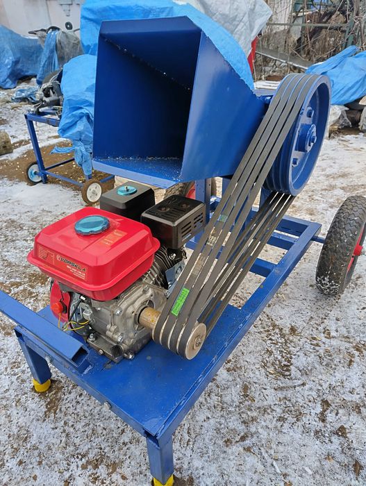 Гілкоріз Веткорез веткоруб Гілкоруб бензо- / электродвигатель 4-5.5квт