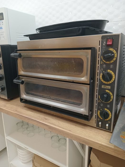 Пічь для Піцци  на камені