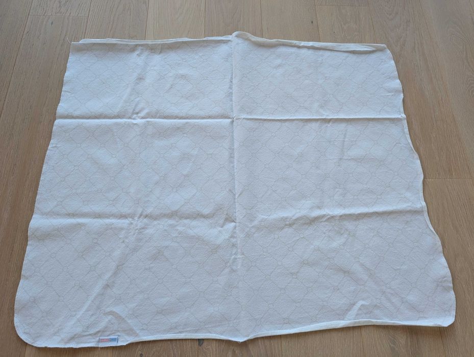 Ochraniacz na materac idealny do wózka gondola - Motherhood 85x75 cm