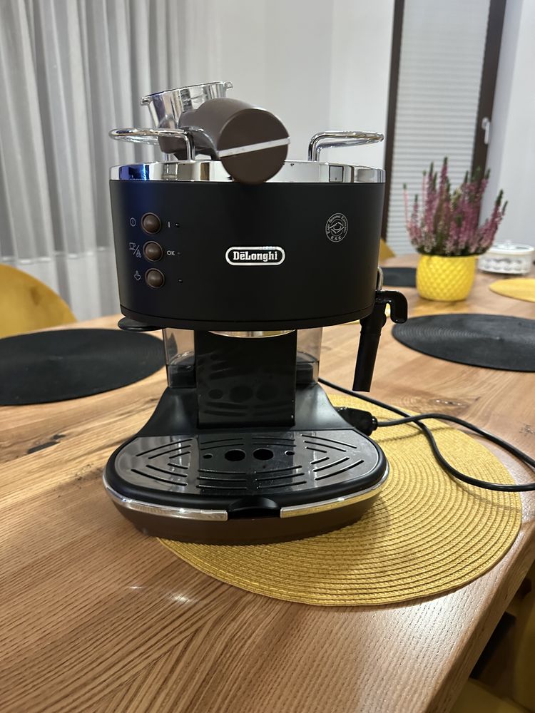 Expres Ekspres De'Longhi Icona Vintage ECOV 310 czarny