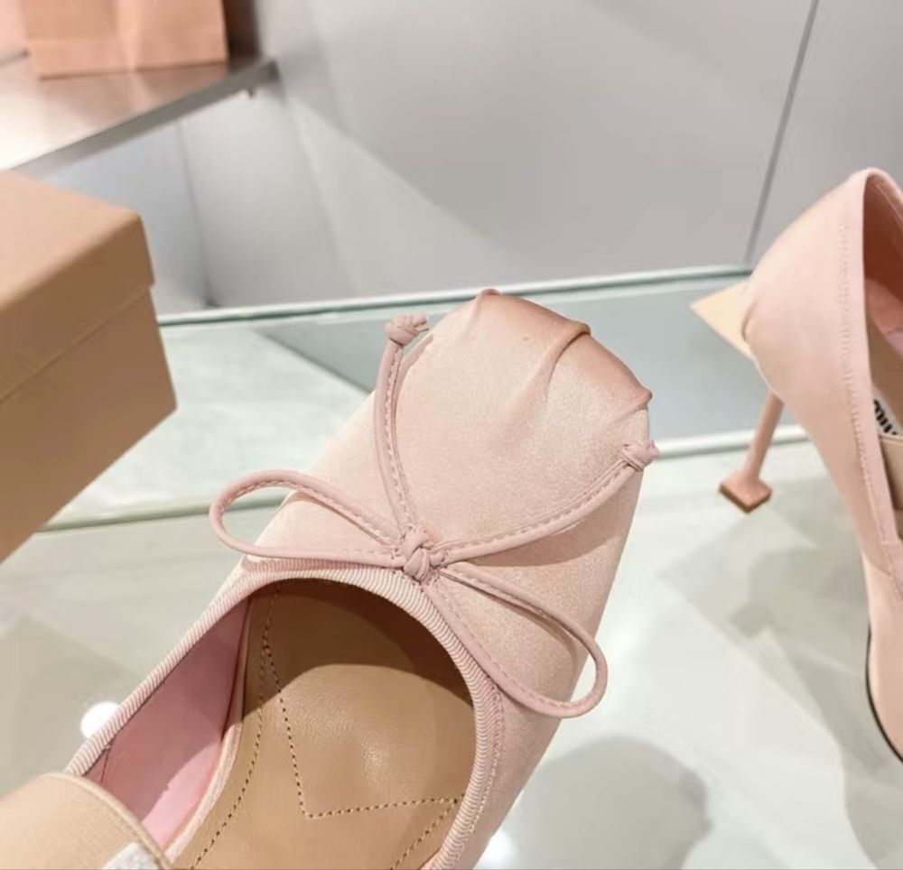 Женские черные туфли балетки miu miu ballerinas миу миу туфлі miy miy