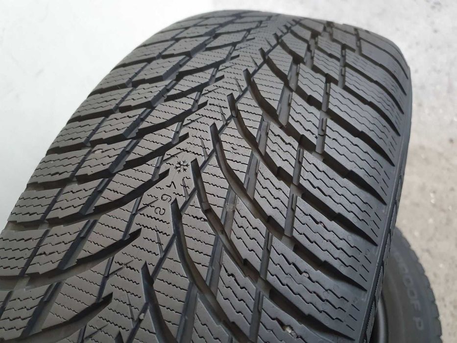 4x Nokian Snowproof P  215/55r17  8mm Jak nowe