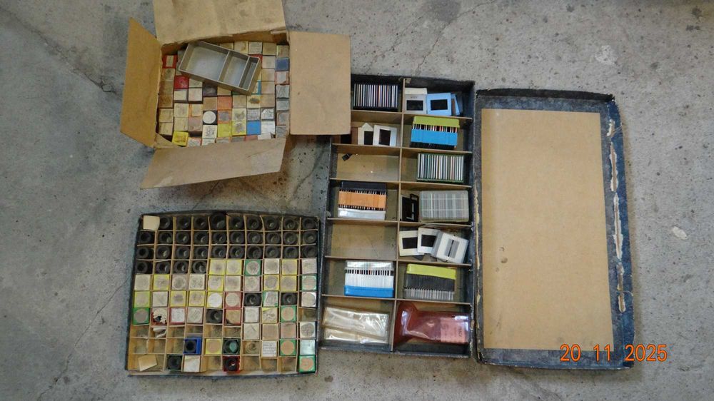 Biofiz, pomoce szkolne,slajdy ,klisze,pudełka