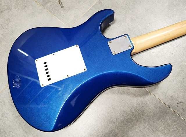 Gitara elektryczna YAMAHA PACIFICA 012