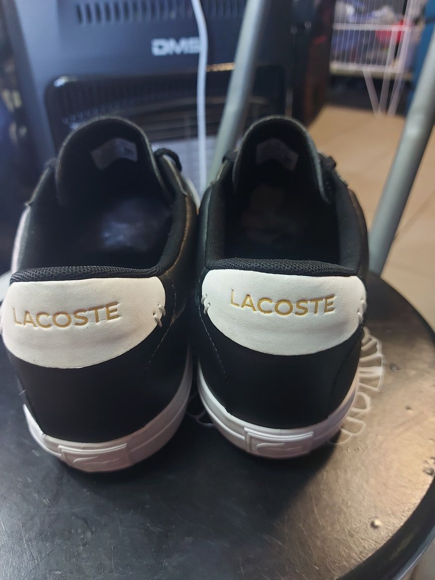 Кросівки чоловічі Lacoste COURT-MASTER