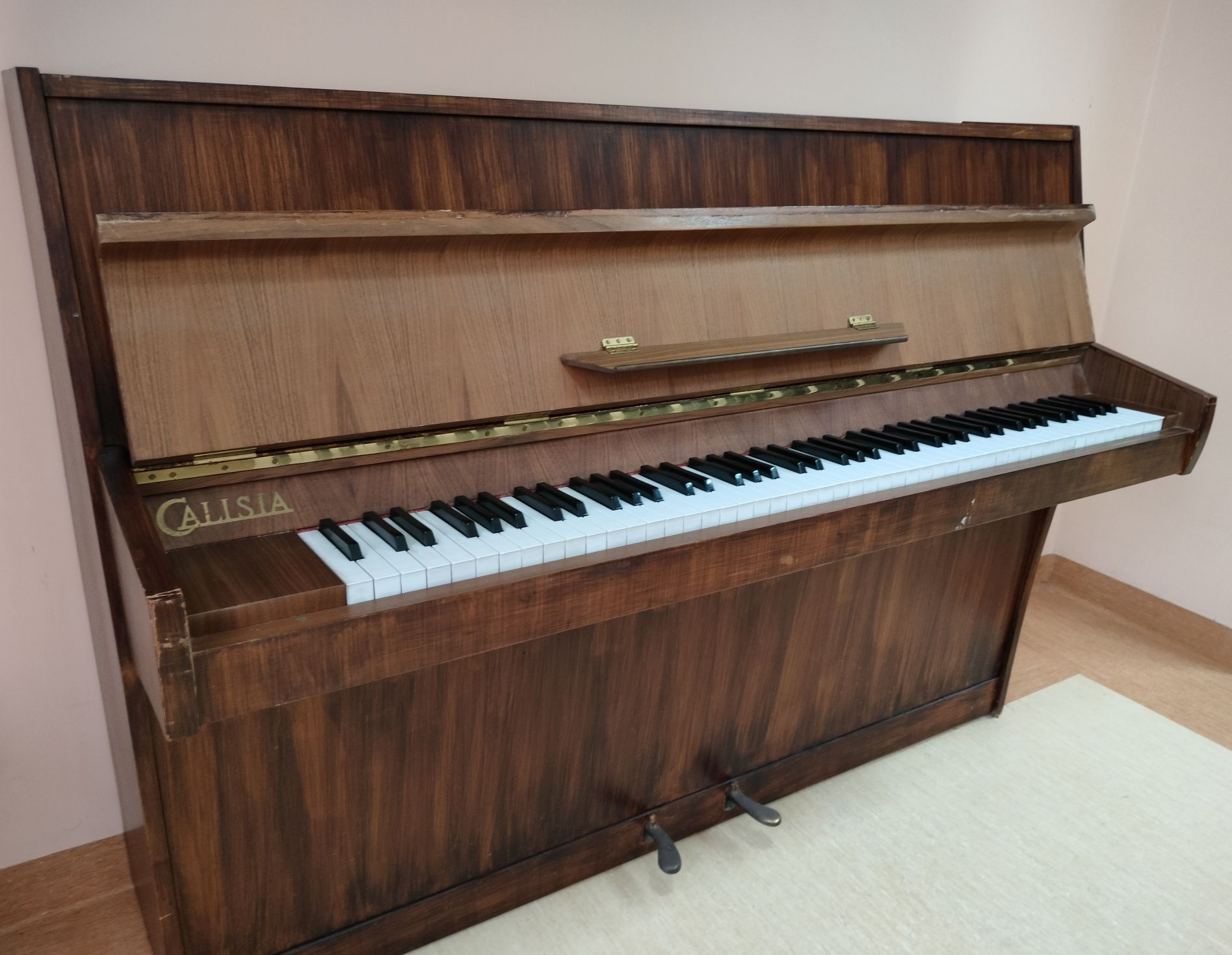 Pianino Calisia m-105