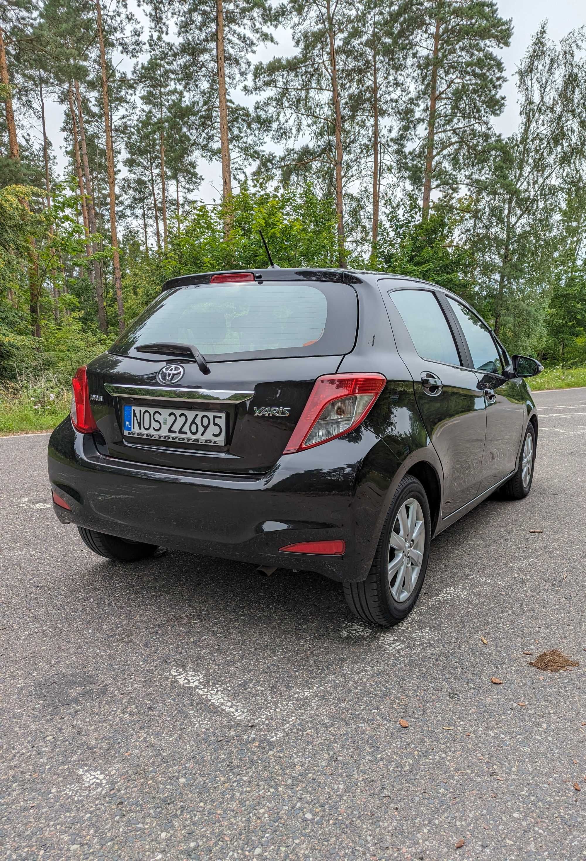 Toyota Yaris 1.3 99KM benzyna 2012r. niski przebieg