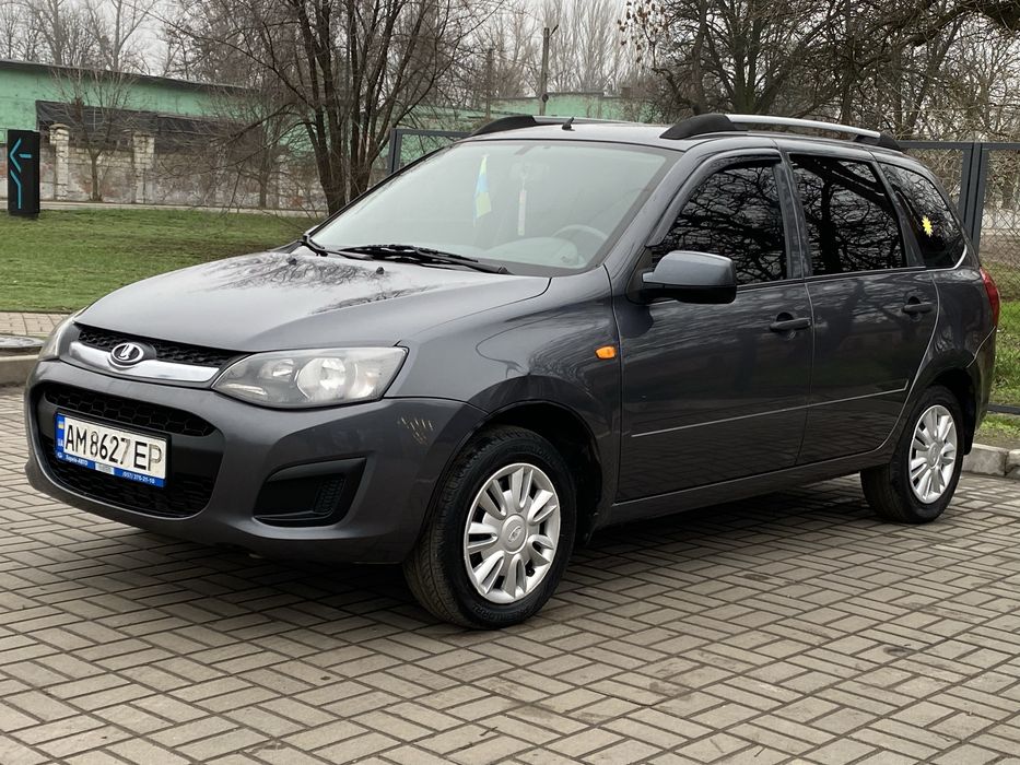 Продам Лада калина в идеальном состояние