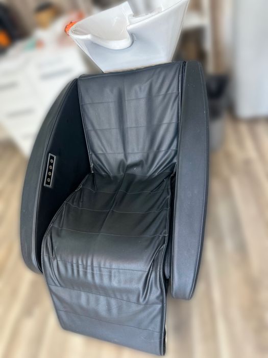 Fotele fryzjerskie oraz myjka