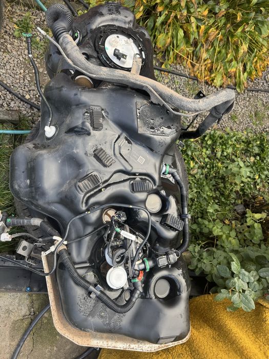 Бак паливний Mitsubishi Outlander 4 PHEV2023 2024 2025