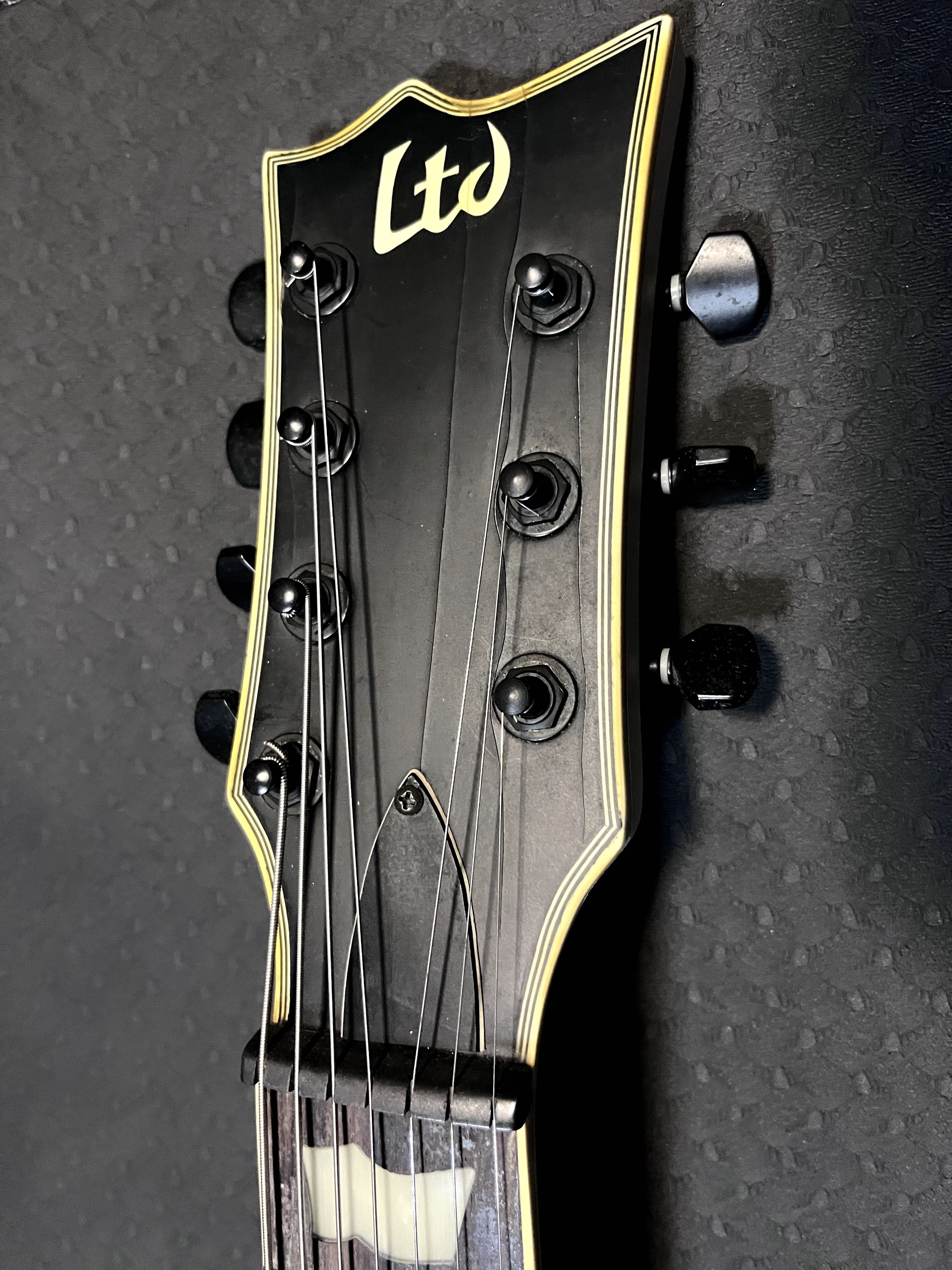 ESP LTD EC-407 Snow White