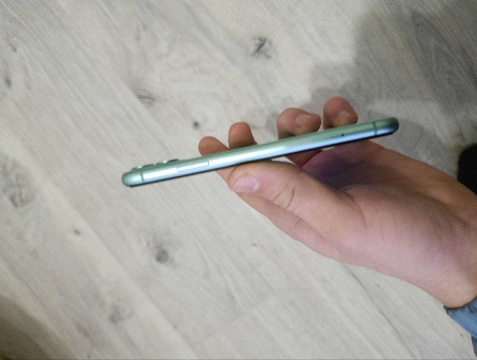 Заголовок:
iPhone 11 • 64GB • Идеальное состояние • Ошибка