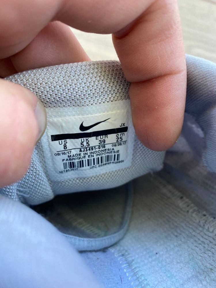 Кроссовки Nike Revolution 4