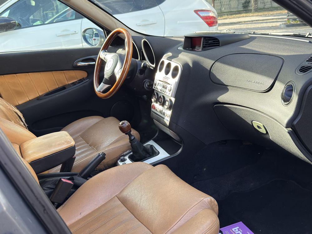 Alfa 156JTD aceito troca impecavel a nivel geral