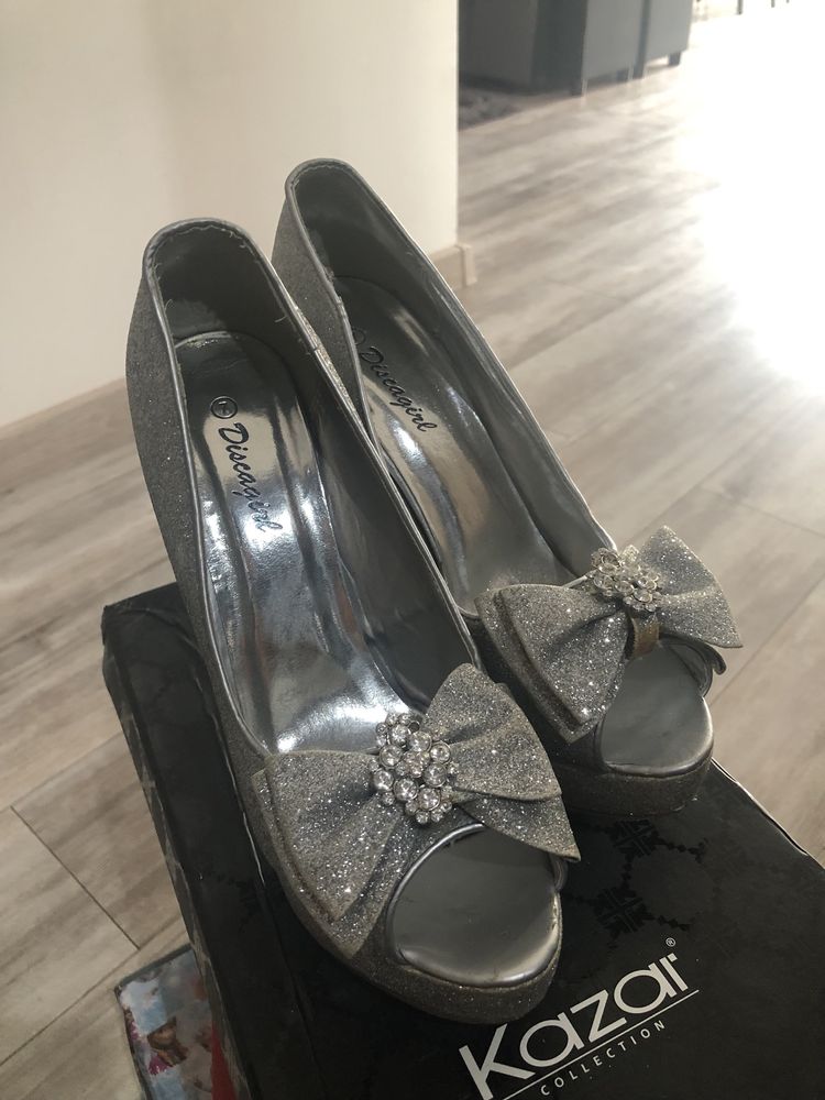 Piękne buty ślubne weselne eleganckie szpilki brokat błyszczące