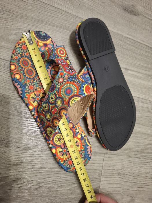 Шльопанці текстильні