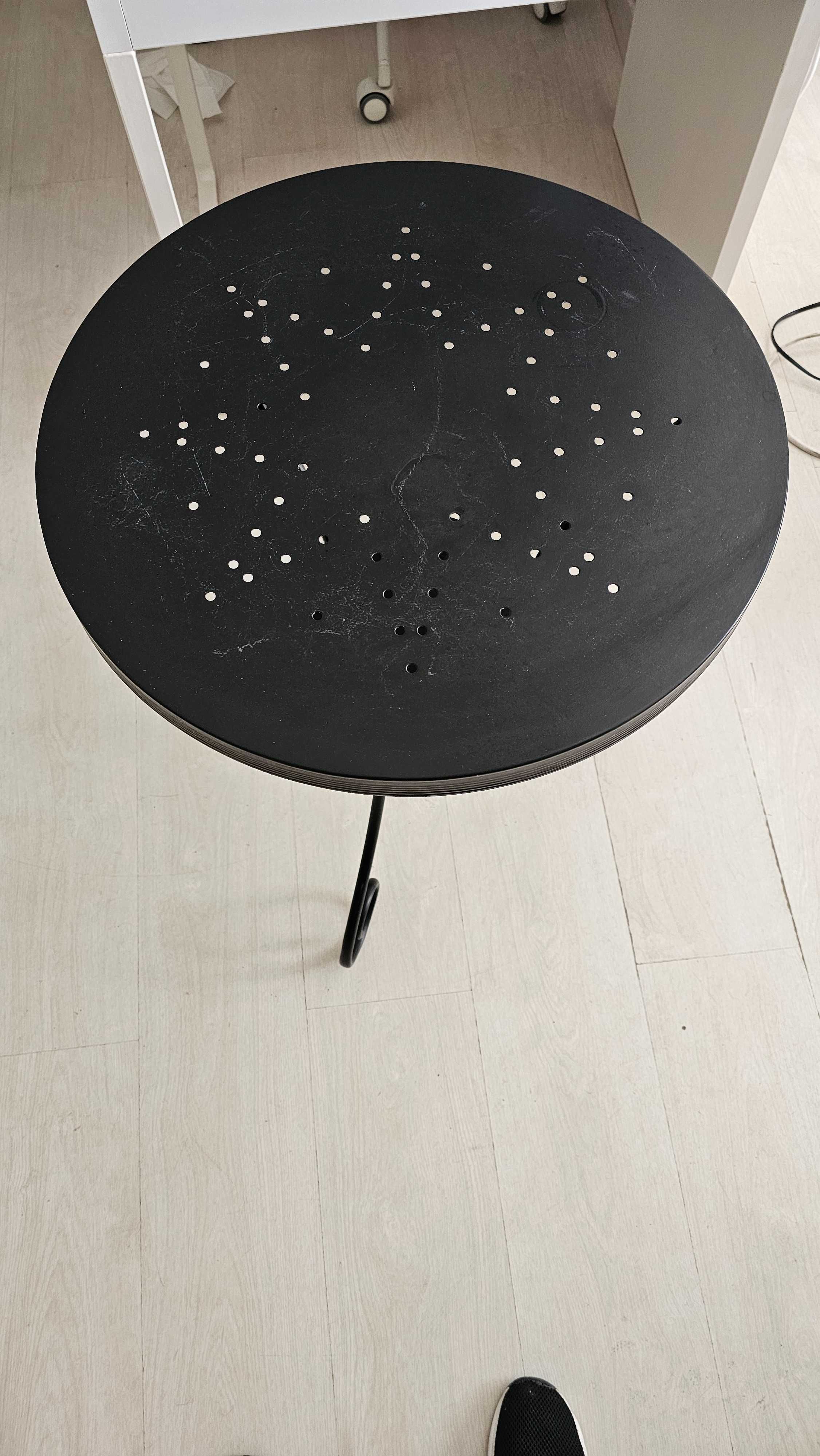 Mesa de apoio/cabeceira preta