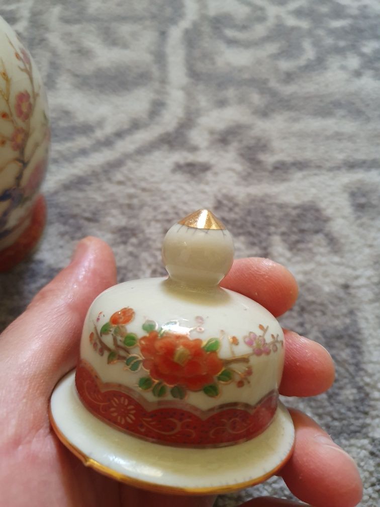 Pote/Jarra decorativa de porcelana japonesa pintada à mão - Satsuma Ja