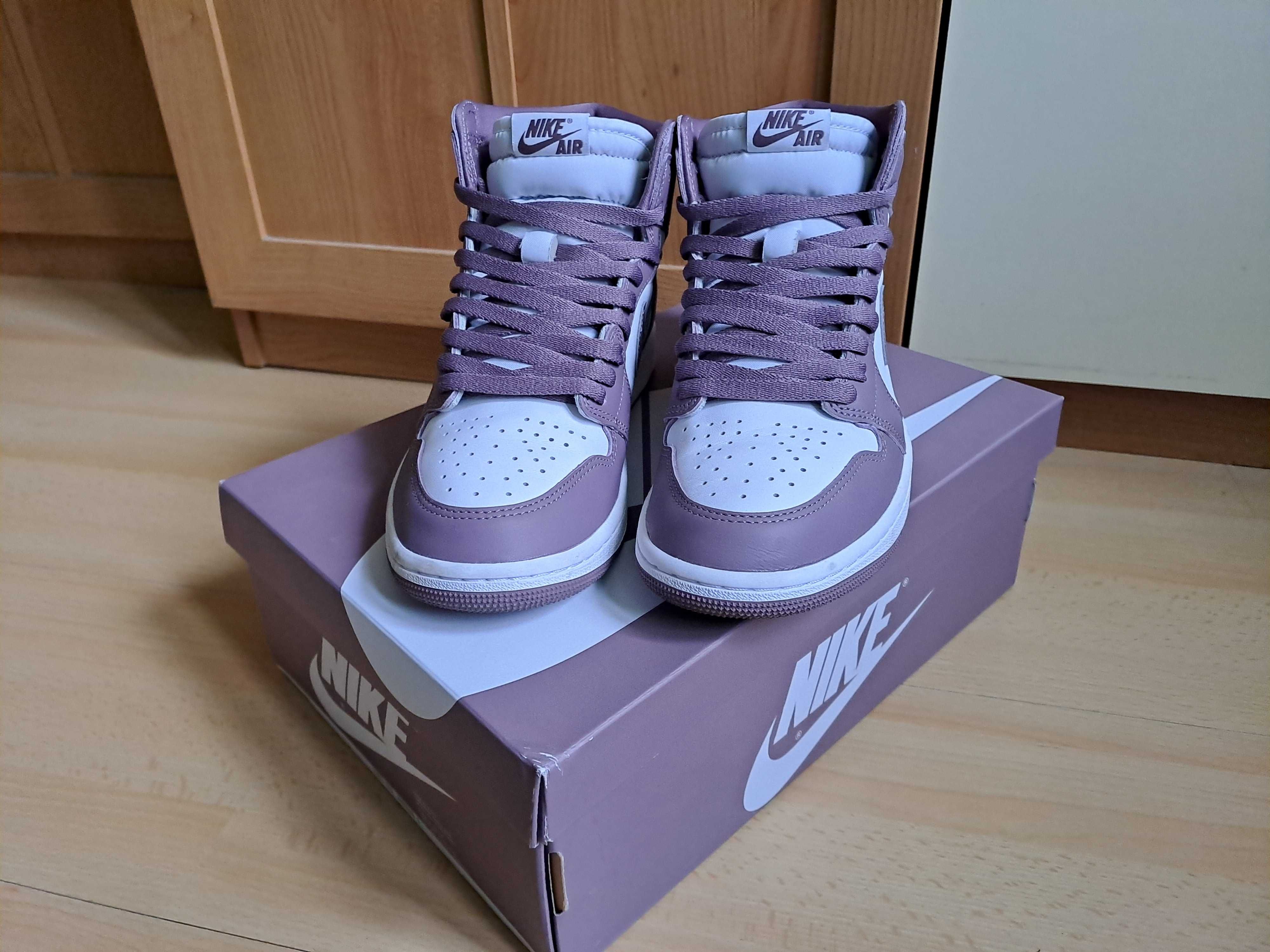 Nike Air Jordan 1 Retro High OG Mauve (rozmiar 42)