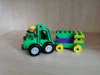 Samochód z przyczepą i ładunkiem lego duplo