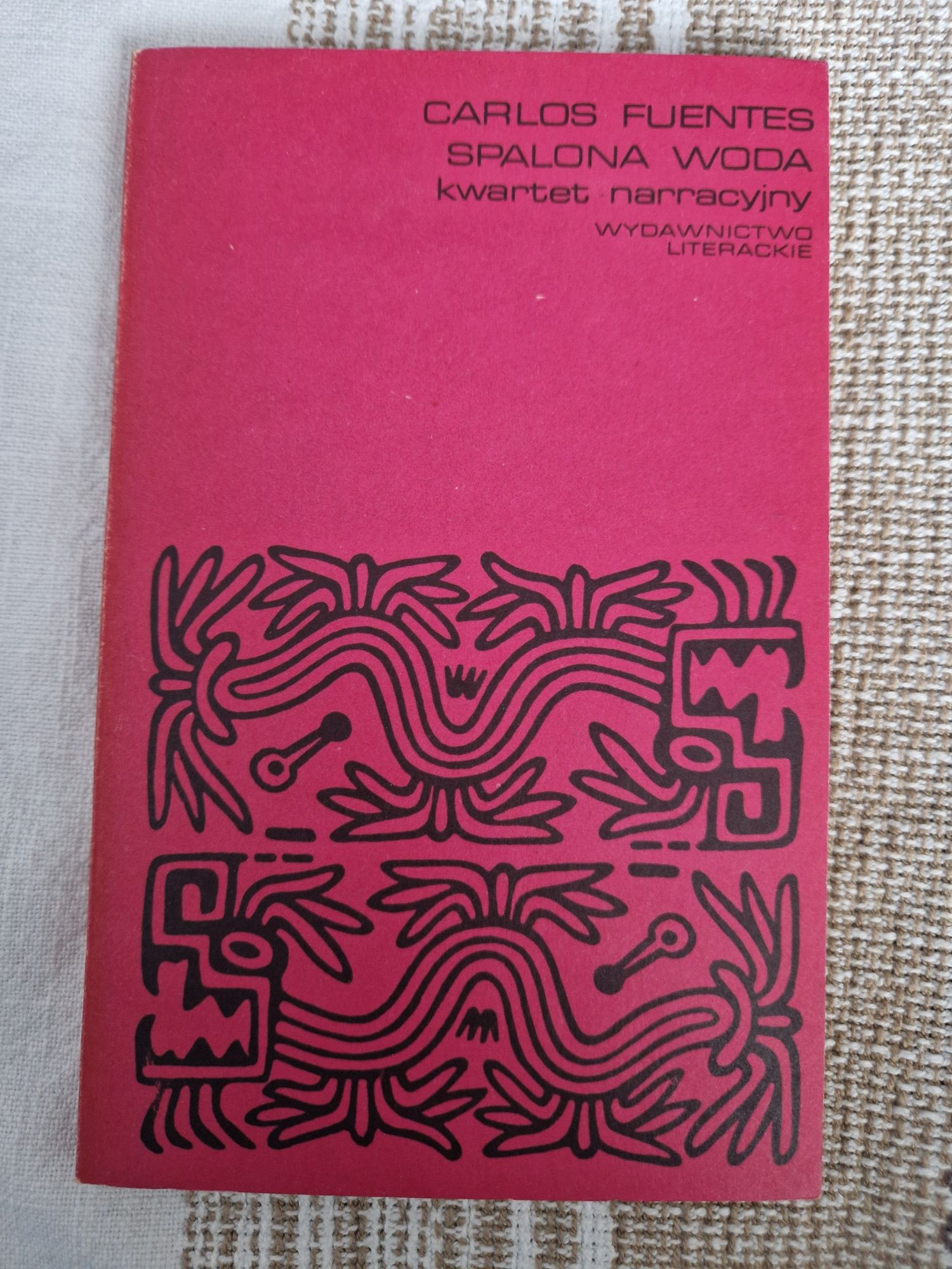 Spalona woda kwartet narracyjny Carlos Fuentes