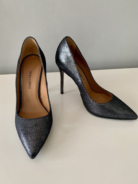 Pura Lopez 37 srebrne szpilki