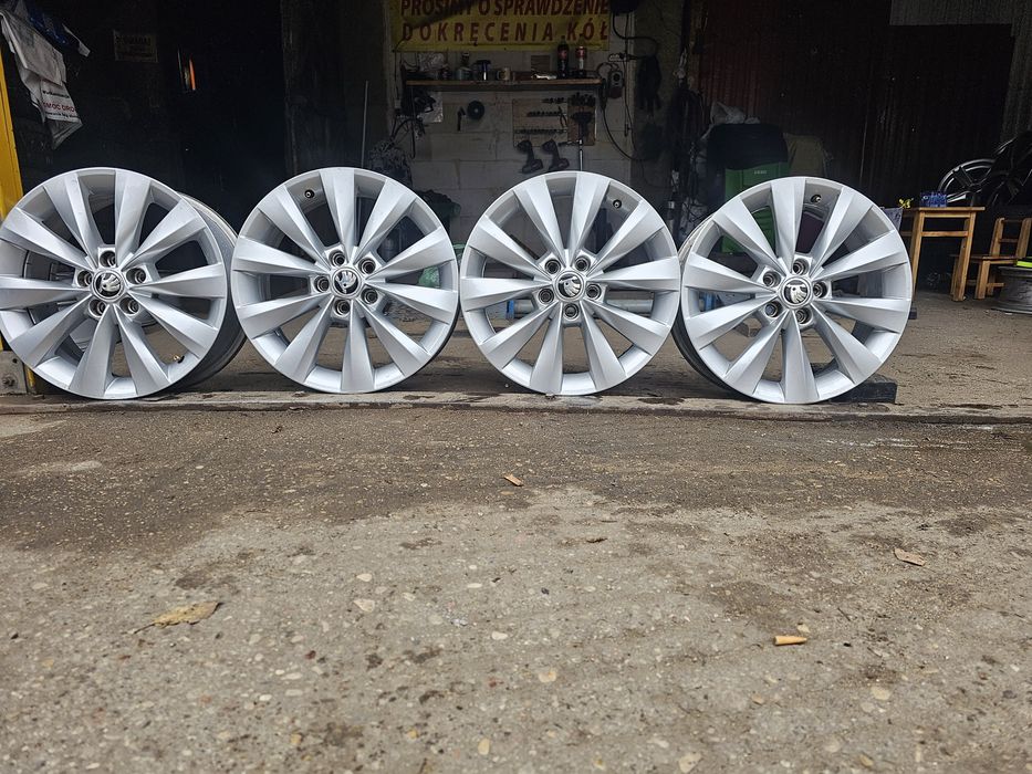 Felgi Aluminiowe Skoda R16 5x100 ET38-6J