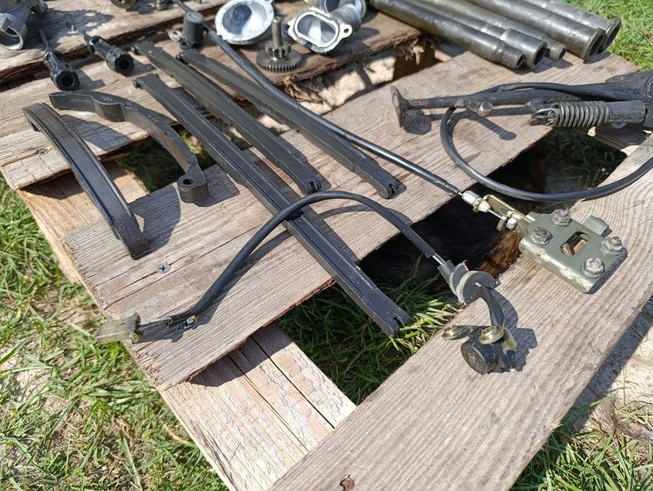 Części Yamaha R6 rj03 98 - 02 r 5EB rj01 impulsator stopka ślizg B4