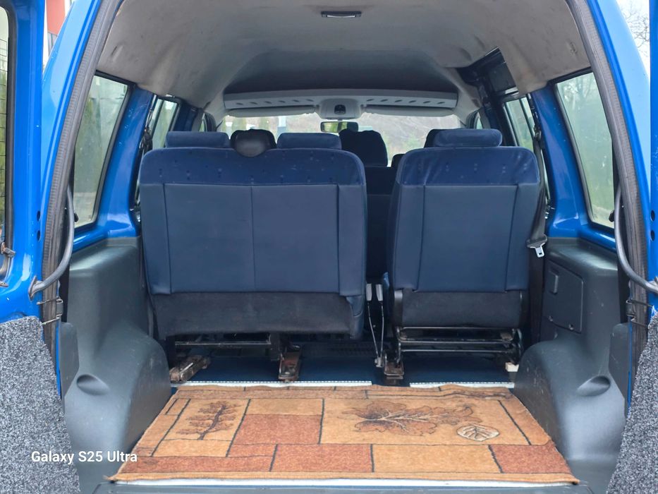 Оригінальний пасажир Citroen Jumpy 2005року 2.0д в рідній фарбі