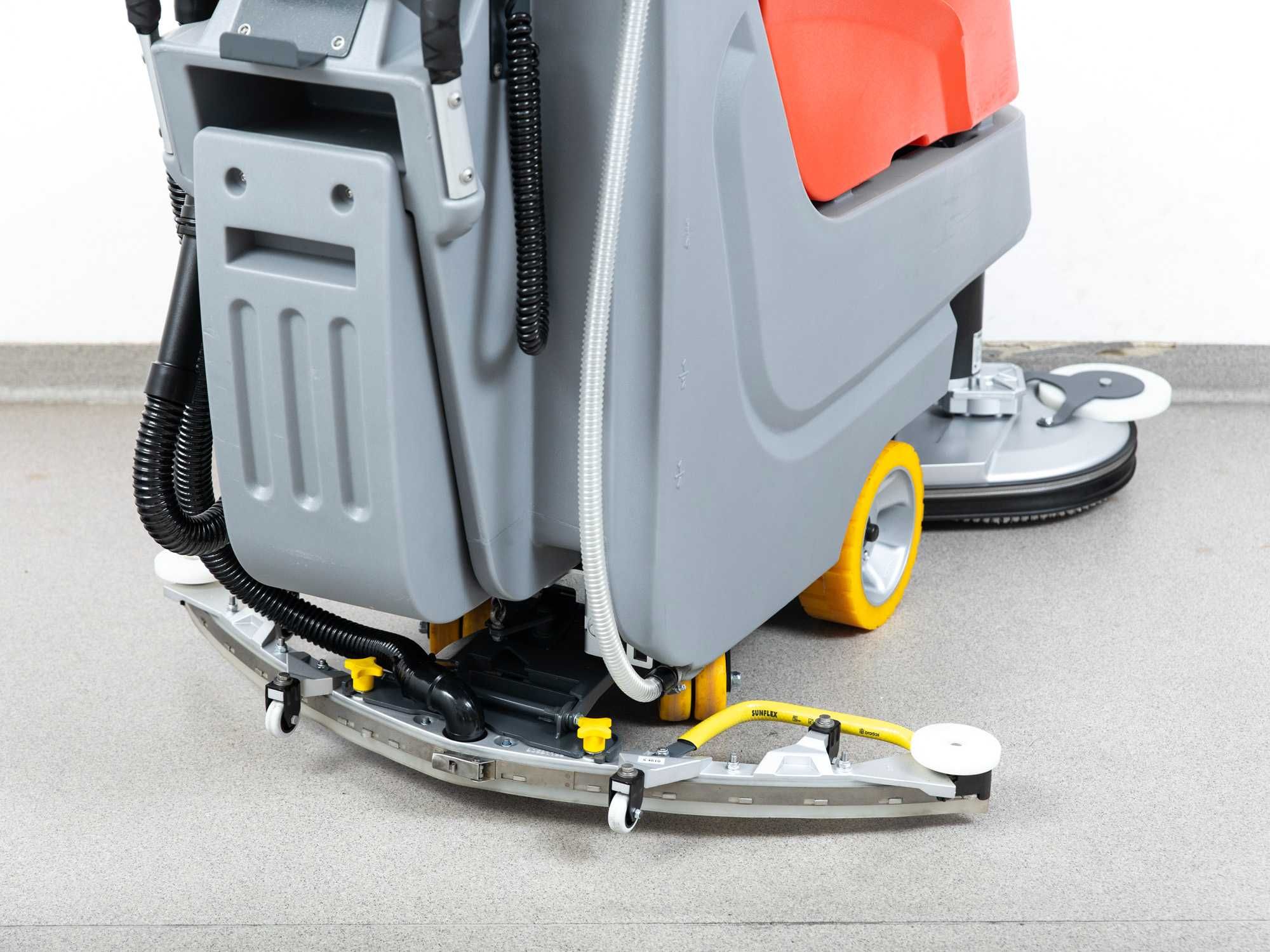 Szorowarka Hako Scrubmaster B90 CL NOWE BATERIE 2017r 796h 18000 netto