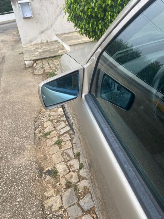 Mercedes negociável