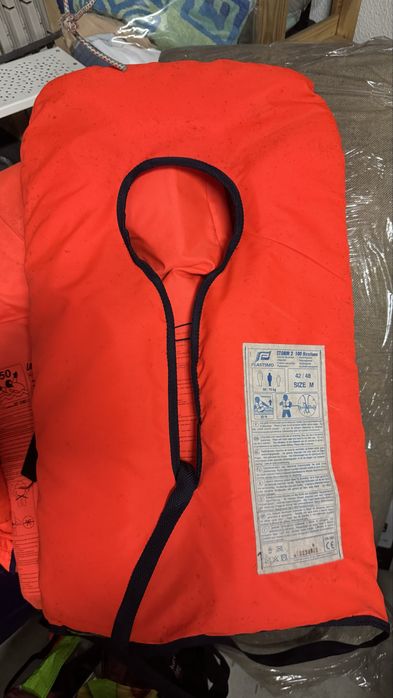 Colete salva vidas 100 newtons