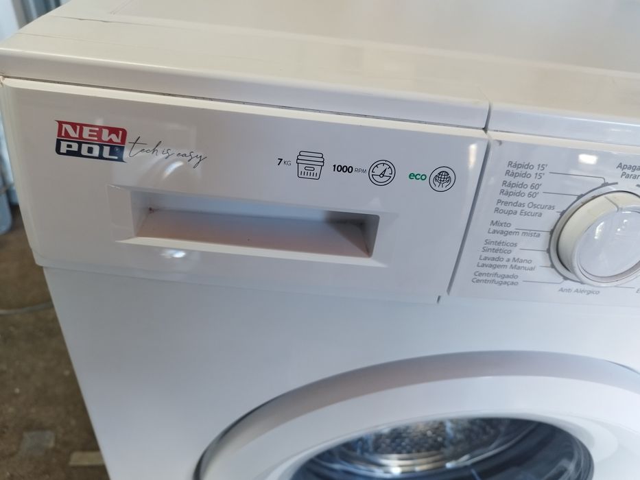 Máquina de lavar roupa