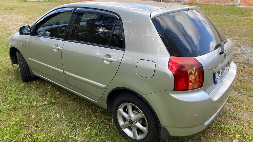 Toyota Corolla 1.6 автомат