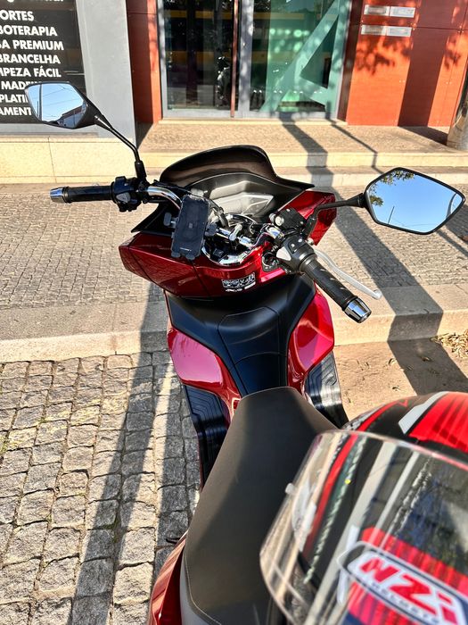 Pcx 2022 com apenas 13.000 km