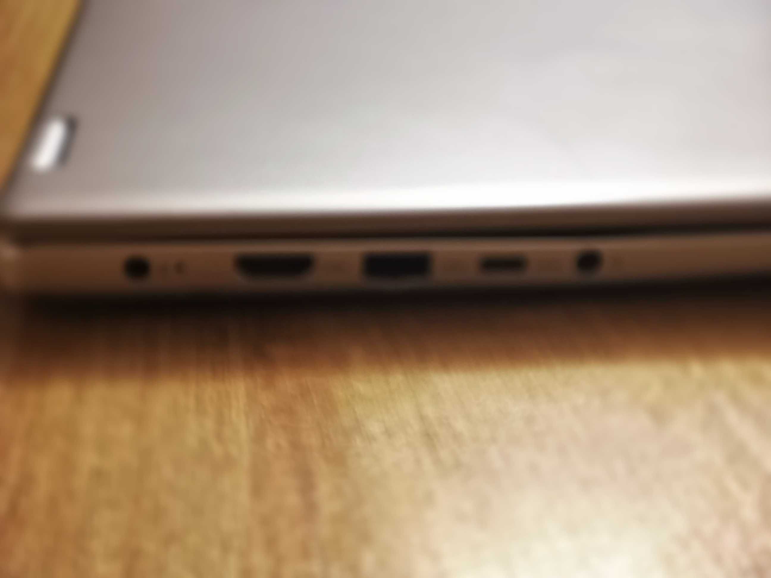 Lenovo YOGA 520-14IKB I3 8G 1T 10H