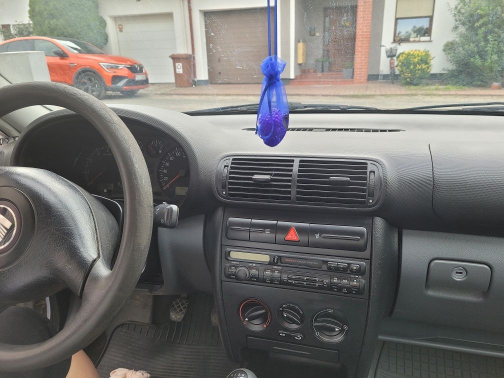 Motoryzacja samochód osobowy