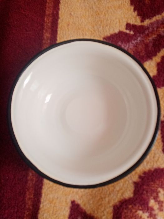 Миска емалірована