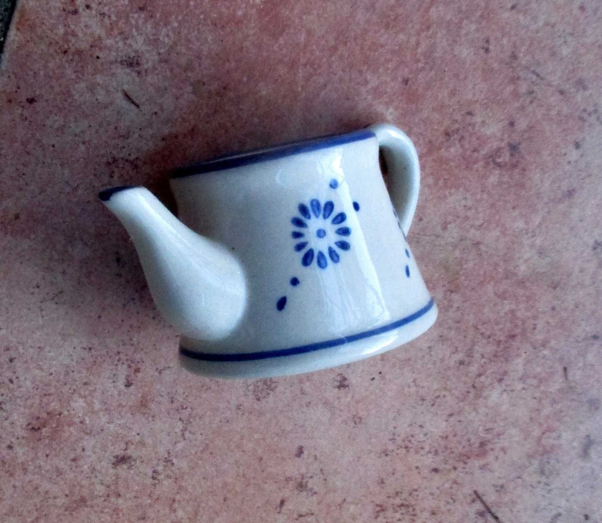 unikatowy skandynawski mini czajniczek  ceramiczny