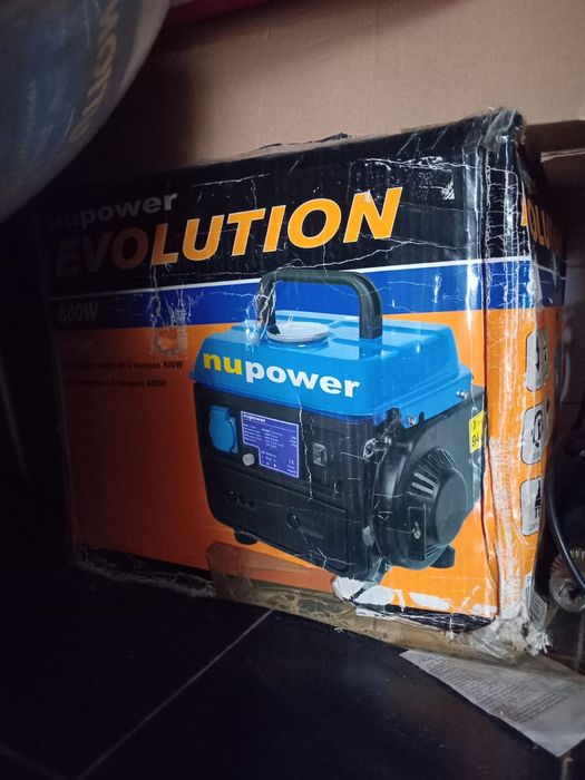 Gerador a gasolina 800w novo dentro da caixa