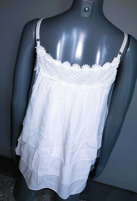 Biała bluzka boho style falbanki ażurkowe kwiaty