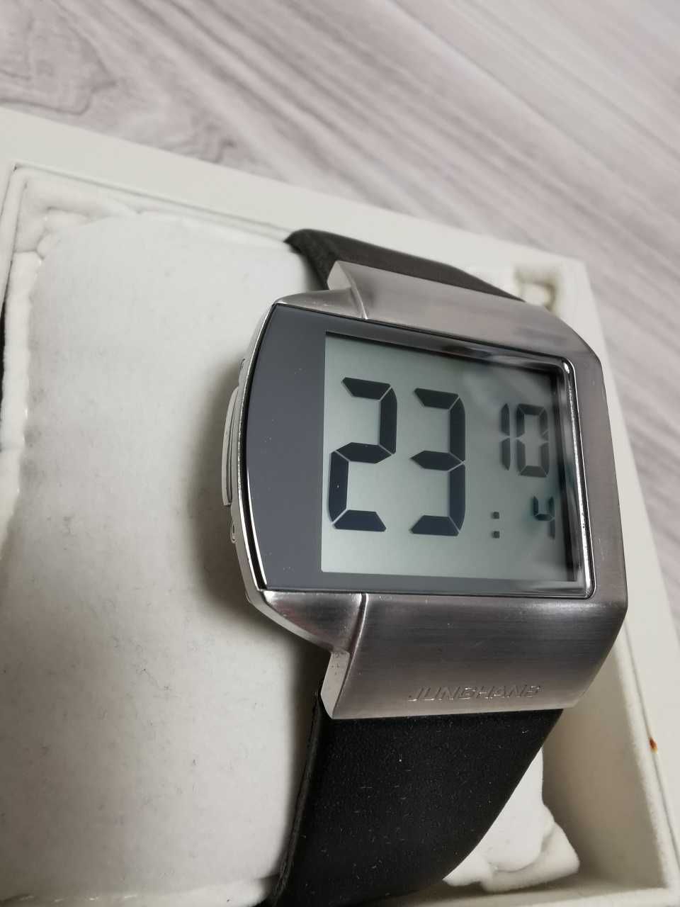 JUNGHANS Mega Futura ref. 026/4100