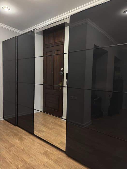 Szafa Ikea Pax z drzwiami przesuwnymi