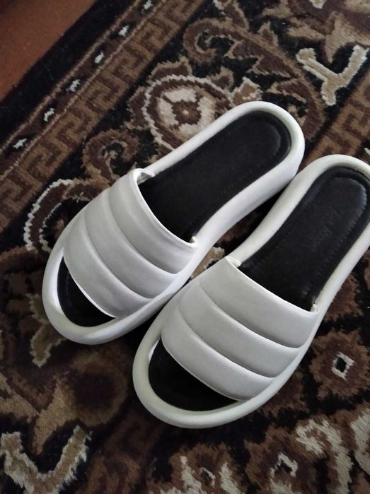 Шльопанці зефірки